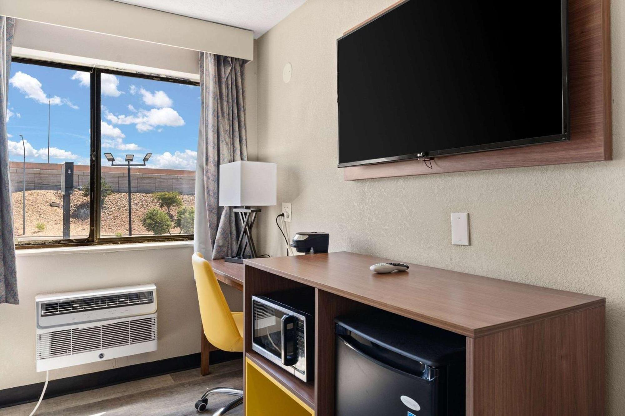 Days-Inn By Wyndham Albuquerque I-25 Esterno foto